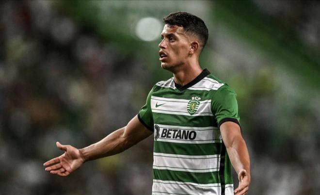 在攻防两端 在攻防两端